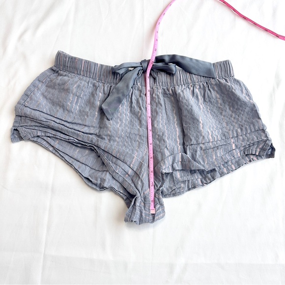 Victoria's Secret Y2K Pinstripe Seersucker Lounge Short 🍬 Size Extra Small - Picture 6 of 7